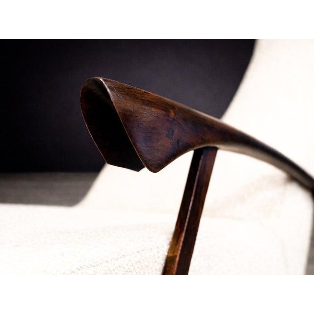 Brazilian Modern Chaise Lounge in Rosewood & Bouclé, Attributed to Liceu De Artes E Ofícios, Brazil, 1960s For Sale - Image 10 of 11