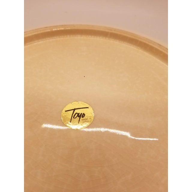 1970s Vintage Sun/Toyo Ceramic Pink Blue Floral Stripe Asian Chinoiserie DecorativePlate For Sale - Image 5 of 6