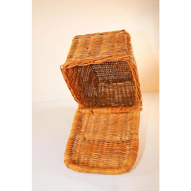 1980s French Provincial Rattan Lidded Handled Basket For Sale - Image 4 of 13