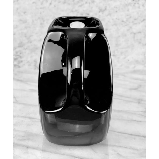 Mid-Century Black Porcelain Disc Juice Pitcher For Sale - Image 4 of 9