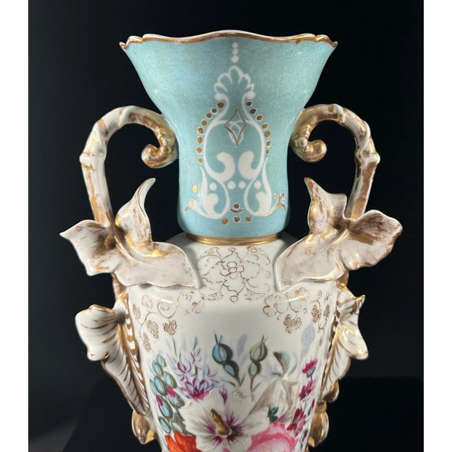 Late 19th Century Old Paris Porcelain Handled Vase For Sale - Image 4 of 11