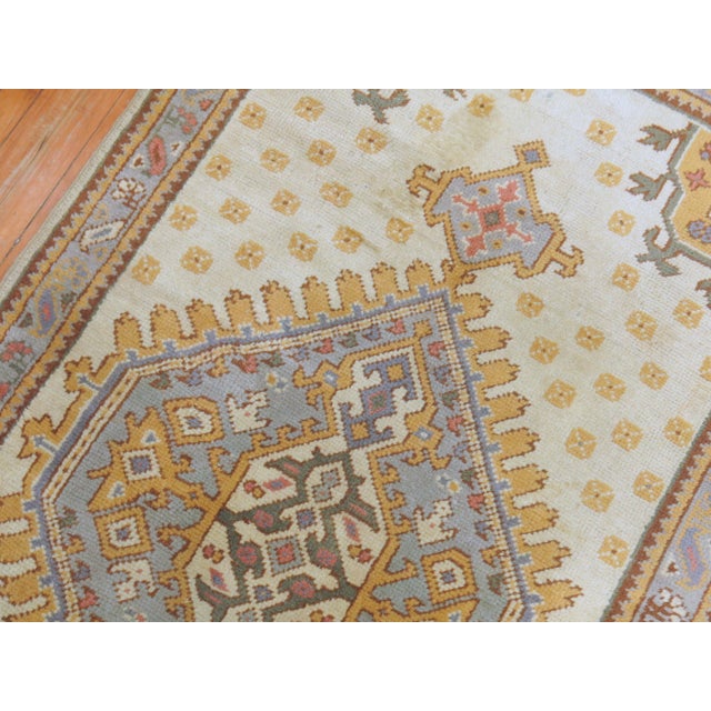 Antique Turkish Oushak Large Medallion Traditional Rug For Sale In New York - Image 6 of 6