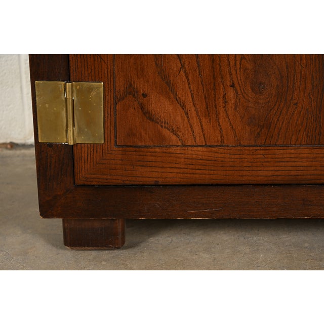 Henredon Mid-Century Modern Hollywood Regency Campaign Oak and Brass Buffet Servers or Bar Cabinets, Pair For Sale - Image 11 of 16