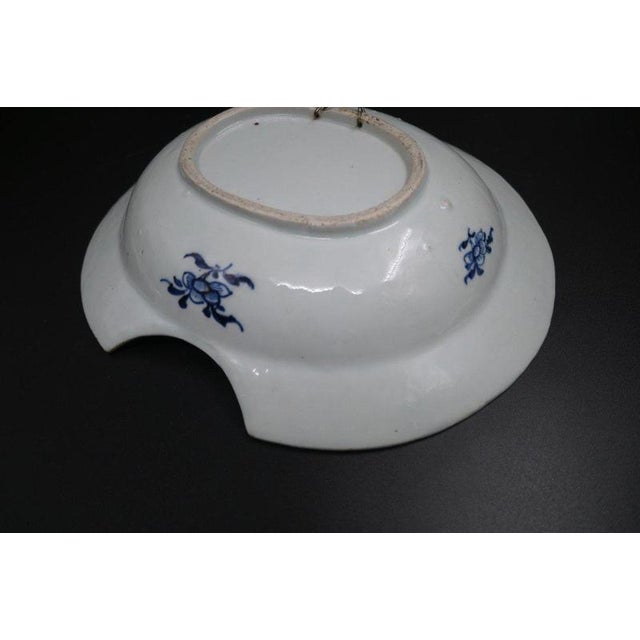 Ceramic 18th Century Qianlong Chinese Blue and White Porcelain Barber Dish For Sale - Image 7 of 8