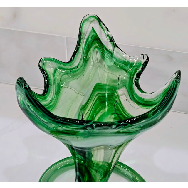 Mid 20th Century Mid-Century Modern Emerald Swirl Murano Style Handkerchief Vase For Sale - Image 5 of 9