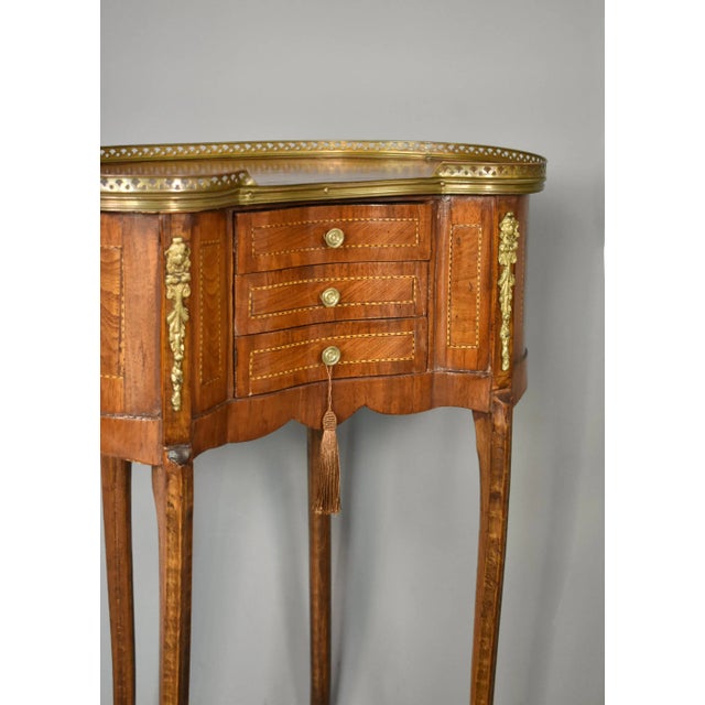 Mid-Century Modern French Kidney-Shaped Side Table, 1950s For Sale - Image 11 of 17