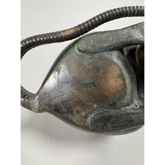 Metal Rat with a Chestnut Okimono - Bronze - Japan - Meiji Period (1868–1912) 19th century For Sale - Image 7 of 9