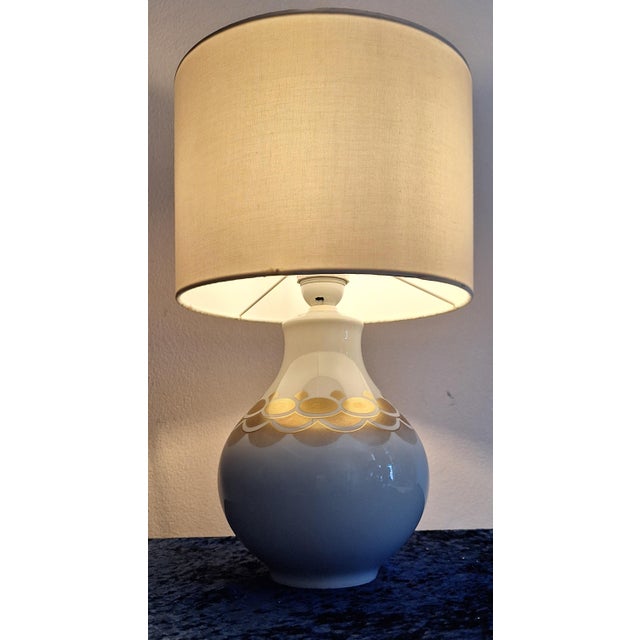 1970s Vintage German Table Lamp with White Porcelain Base by AK Kaiser, 1970s For Sale - Image 5 of 8