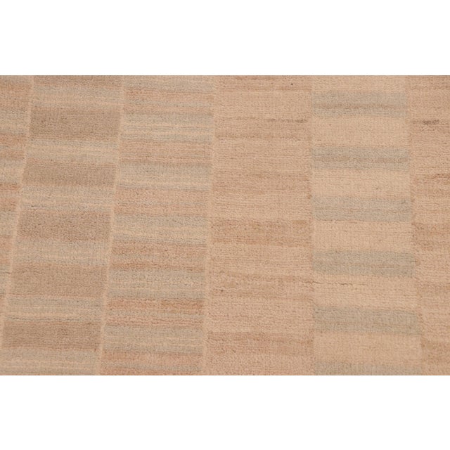 Shabby Chic Gabbeh Brown/Tan Wool Rug - 10'3'' X 13'11' For Sale In New York - Image 6 of 10