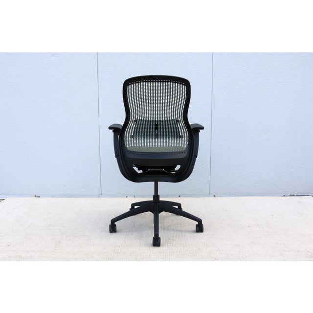 Knoll ReGeneration Ergonomic Office Desk Chair Fully Adjustable in Green Fabric For Sale - Image 10 of 18
