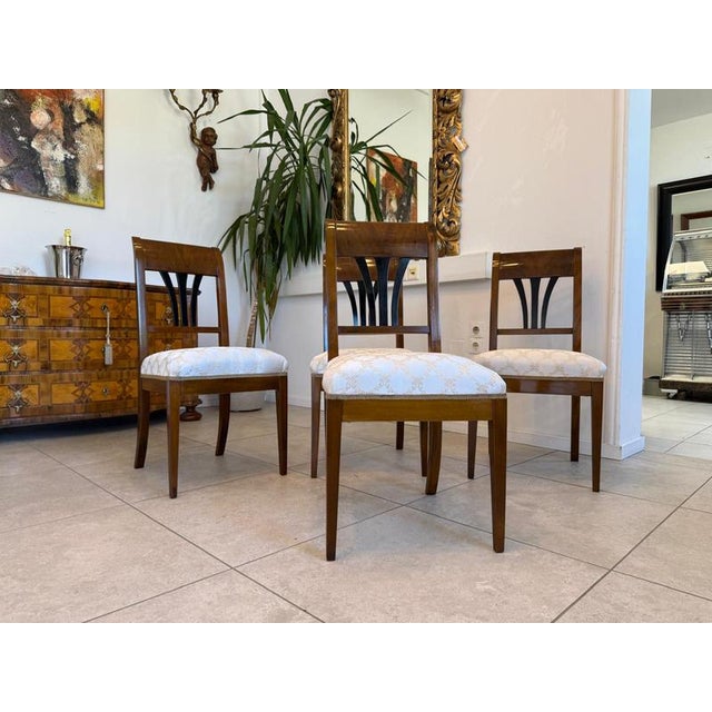 Antique Biedermeier Armchairs in Walnut, Set of 4 For Sale - Image 11 of 11