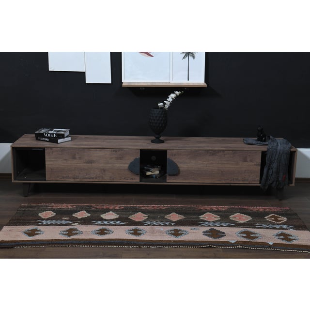 Textile 1970s Vintage Turkish Oushak Handmade Wool Cotton Pink Kilim Runner Rug For Sale - Image 7 of 11