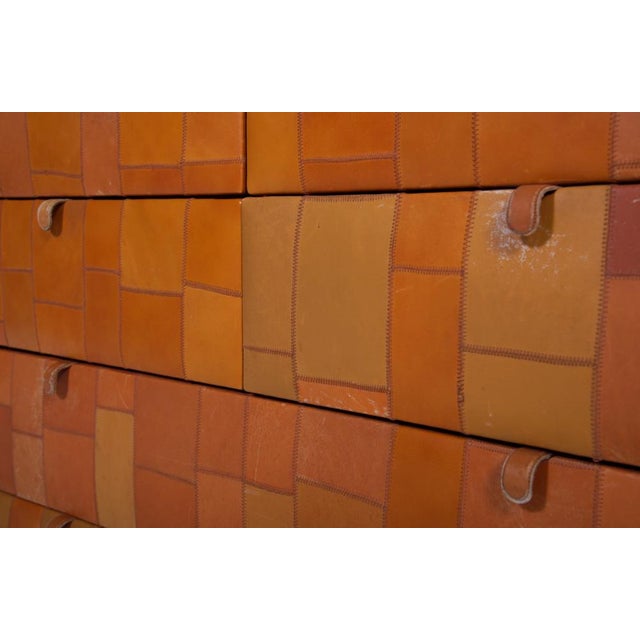 1970s Chest of Drawers in Patchwork Leater by Tito Agnoli for Caleido / Poltrona Frau, 1970s For Sale - Image 5 of 7