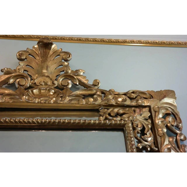 Early 19th Century 1820s English Gilded Hand-Carved Marginal Mirror For Sale - Image 5 of 6