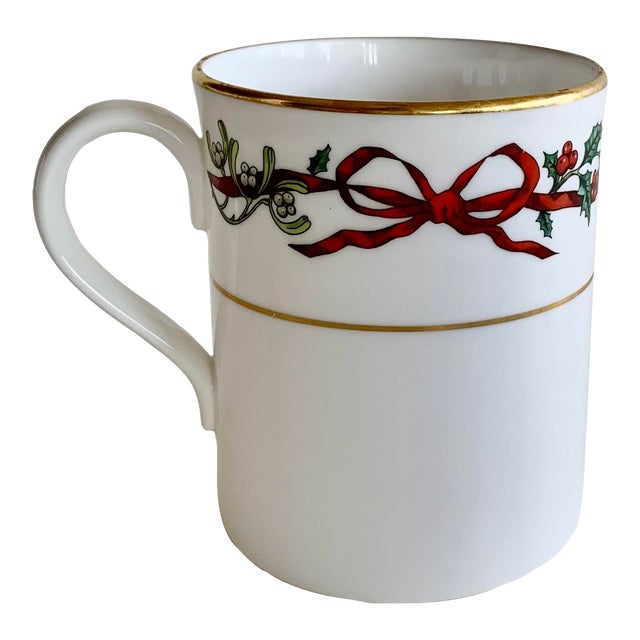 Vintage 1987 Royal Worcester Christmas Holiday Mug "Holly Ribbons" For Sale