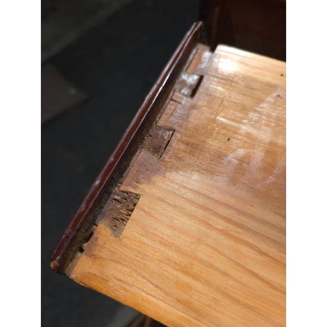 18th Century Federal Period Lift-Top Blanket Chest With Drawers, C. 1790–1810, Connecticut Origin For Sale - Image 5 of 16