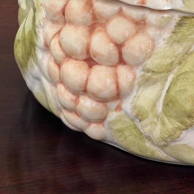 Mid-20th Century Italian Hand Painted Majolica Tureen, Nove Italy For Sale In Baltimore - Image 6 of 18