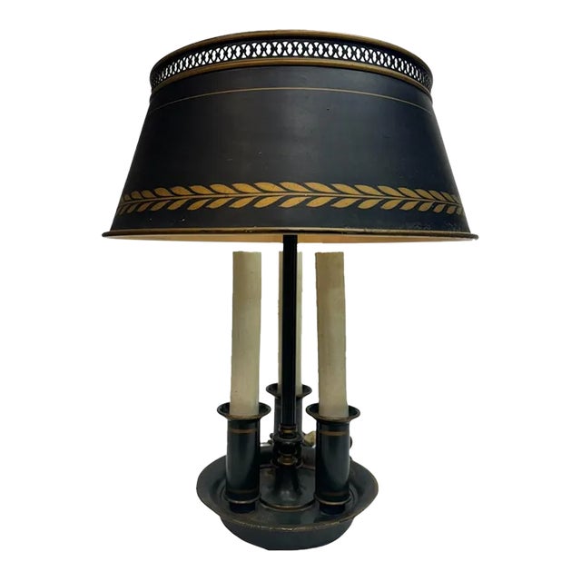 Early 20th Century French Green Tole Bouillotte Lamp For Sale