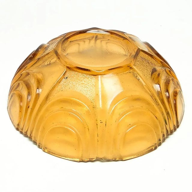 Art Deco Bowl attributed to Hortensja Glassworks, in Good conditions. Designed 1920 to 1949 This piece is attributed to...