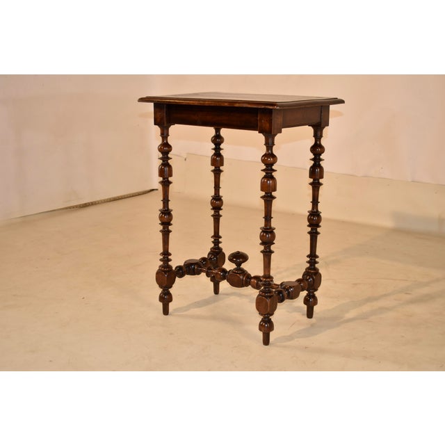 French Provincial 18th Century Louis XV Walnut Side Table From France For Sale - Image 3 of 12