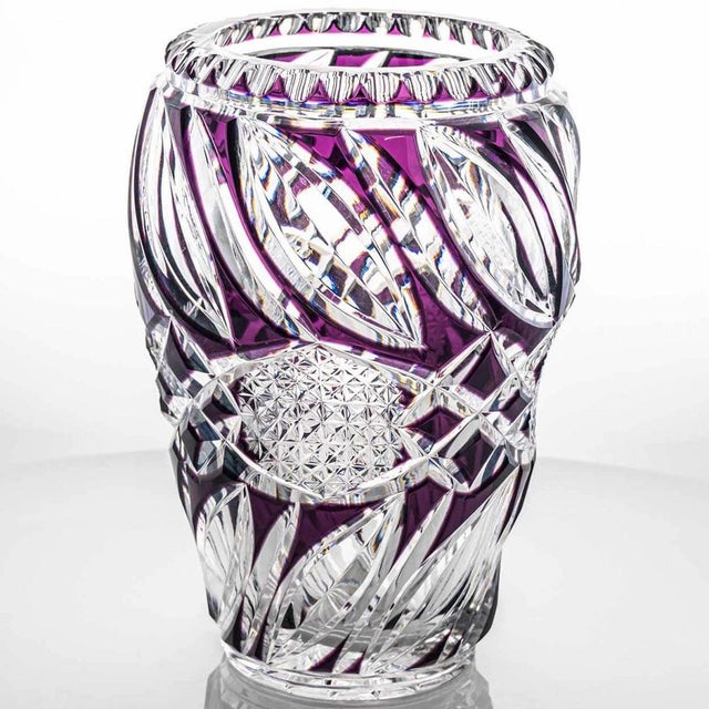 A crystal masterpiece of beautiful proportions, this vase crystallize the extraordinary know-how of the Baccarat...