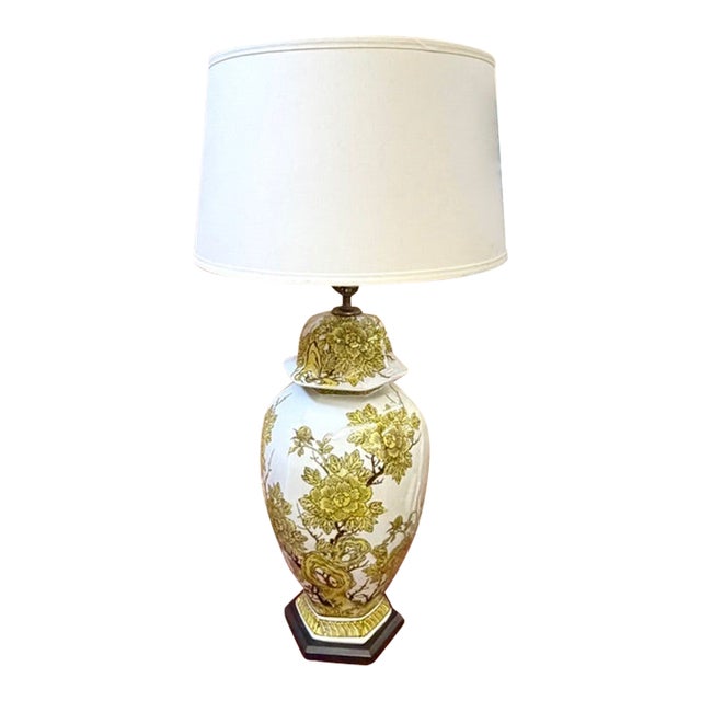 Mid Century Chinoiserie Porcelain Ginger Jar Lamp With Imari Design, Attributed to Marbro Lamp Company For Sale