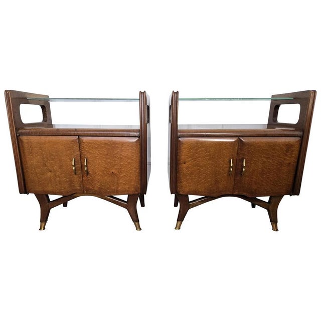 Mid-Century Italian Art Deco Style Bedside Tables in Walnut with Glass Tops, 1950s, Set of 2 For Sale - Image 11 of 11