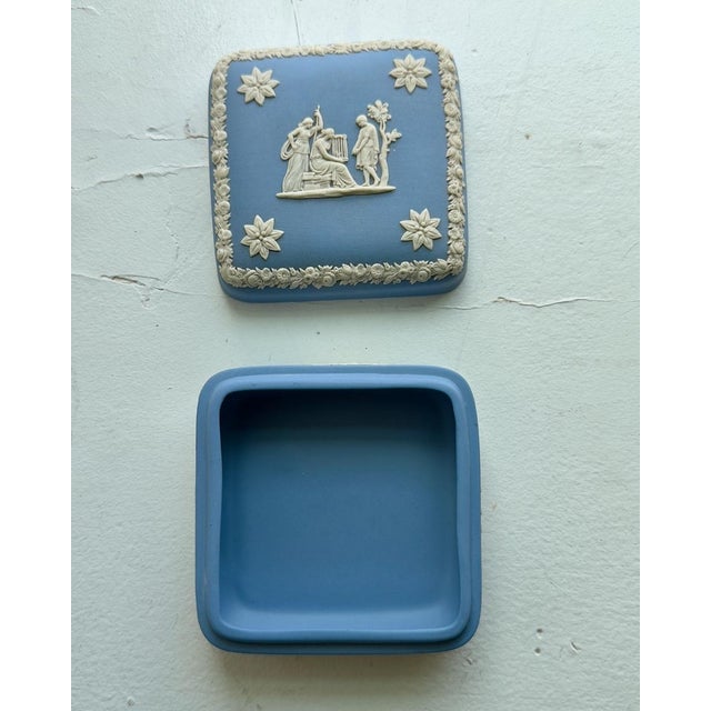 Vintage Wedgwood Pale Blue Jasperware Trinket Box With Lid, Neoclassical Relief For Sale - Image 11 of 12