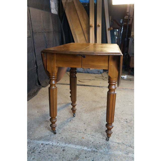 Late 19th Century Antique American Victorian Mahogany Drop Leaf Dining Table Expandable Console For Sale - Image 5 of 18