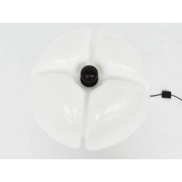 Large Floor Lamps Mod. Pipistrello by Gae Aulenti for Martinelli Luce, Italy, 1965, Set of 2 For Sale - Image 11 of 12