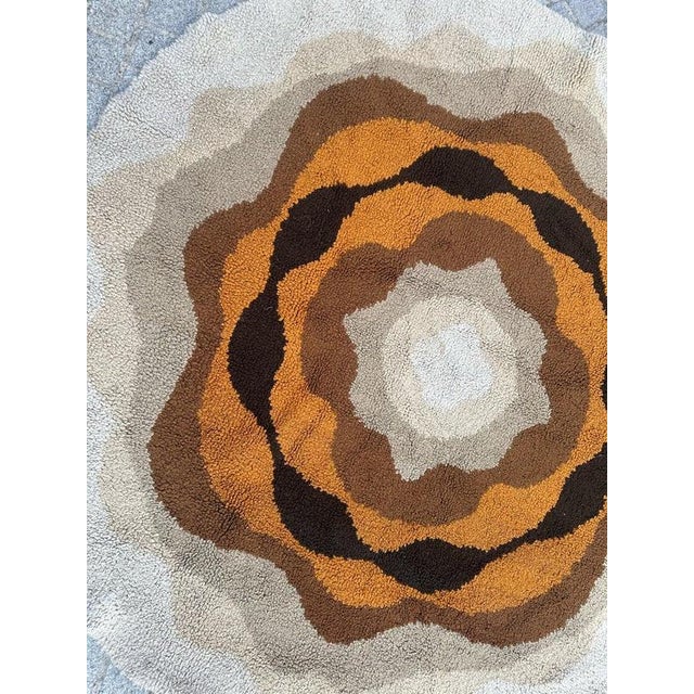 Vintage French Round Hand-Knotted Cogolin Rug, 1960s For Sale - Image 4 of 18