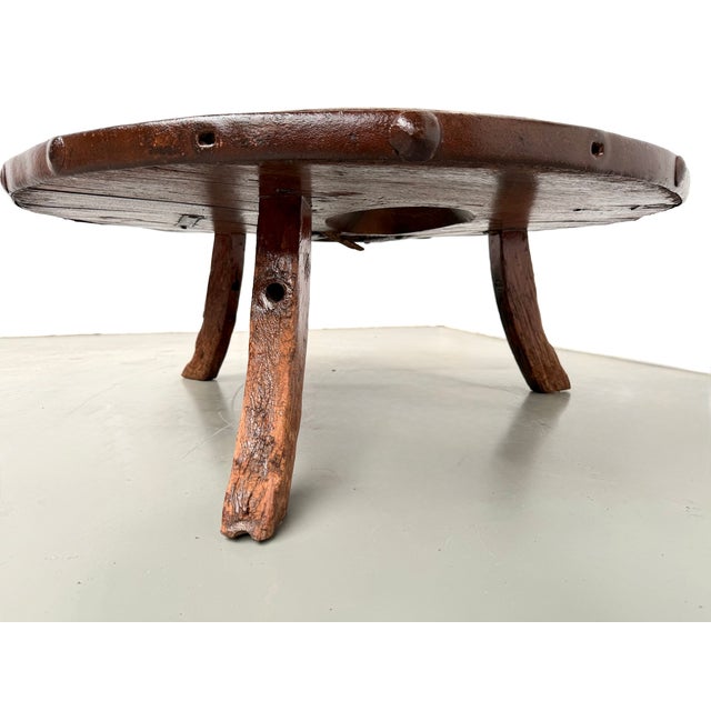 Brazilian Folk Art Brutalist Circular Coffee Table in Wood, 1950s For Sale - Image 15 of 18