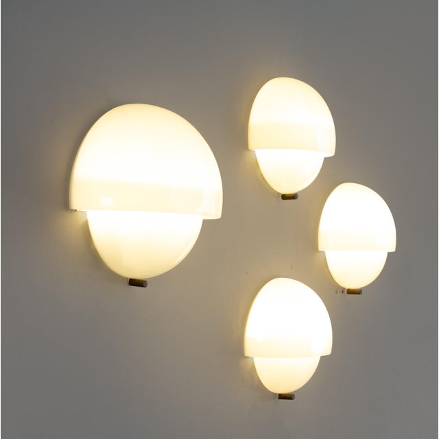 Large Mania Sconce by Vico Magistretti, in Good conditions. Designed 1960 to 1969 I have official proof of authenticity...