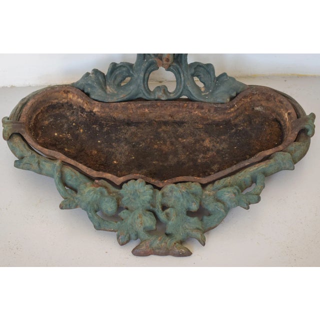 Ornate Victorian-Style Coat Rack in Cast Iron For Sale - Image 13 of 18