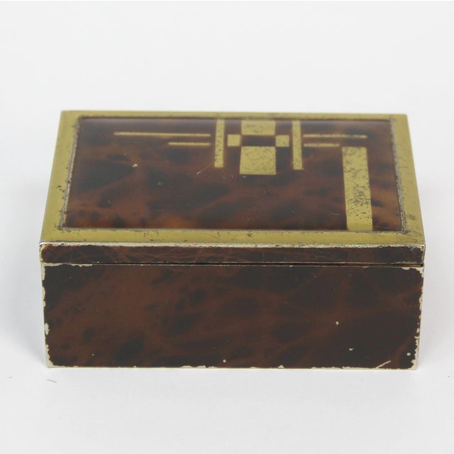 Art Deco Box, 1940s, in Good conditions. Designed 1920 to 1949