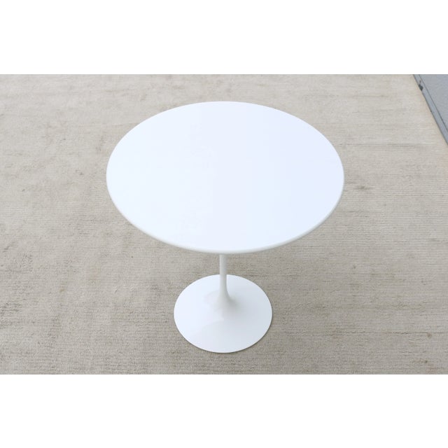 Mid-Century Modern Eero Saarinen for Knoll 20" Round White Tulip Side Table For Sale - Image 9 of 18