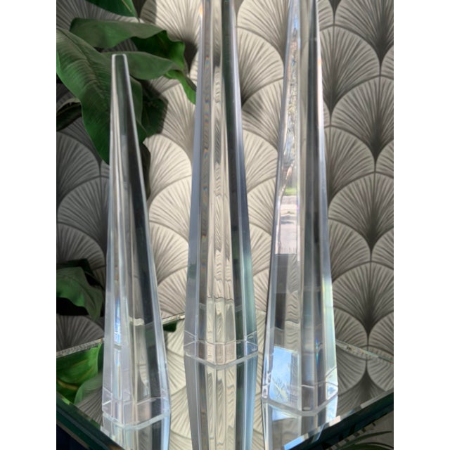 Mid-Century Modern Vintage Mid-Century Modern Herb Ritts Astrolite Lucite Acrylic Obelisks Pyramids Prisms Christmas Trees For Sale - Image 3 of 10