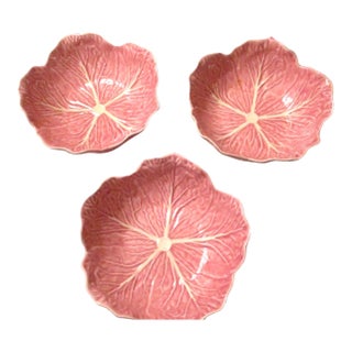Vintage Bordallo Pinheiro Pink Cabbage Bowls - Set of 3 For Sale