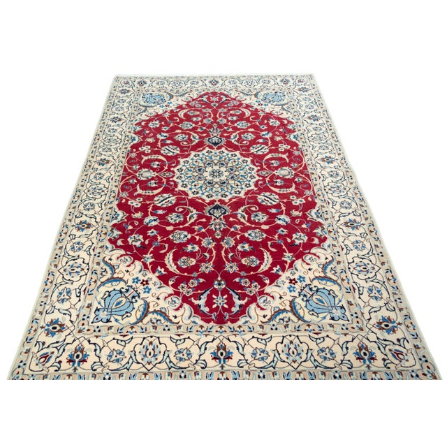 Handknotted Rug with Silk For Sale - Image 4 of 13