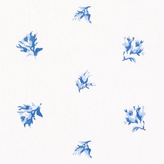 Contemporary Sample - Schumacher Margie Floral Fabric in Porcelain For Sale - Image 3 of 5