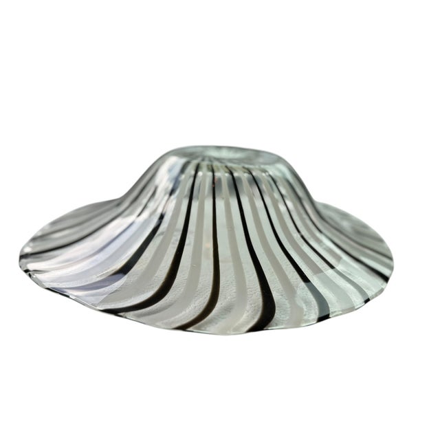 Dino Martens Mid Century Modernist Murano Art Glass Mezza Filigrana Bianco Nero Swirl Freeform Oval Decorative Bowl...