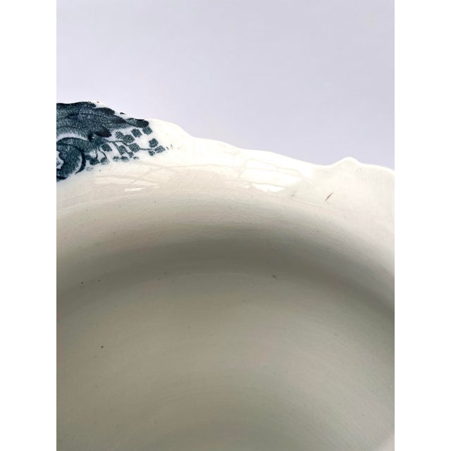 Large Antique Edwardian Wash Basin Pitcher Anemone from Pountney & Co., 1890s For Sale - Image 6 of 9