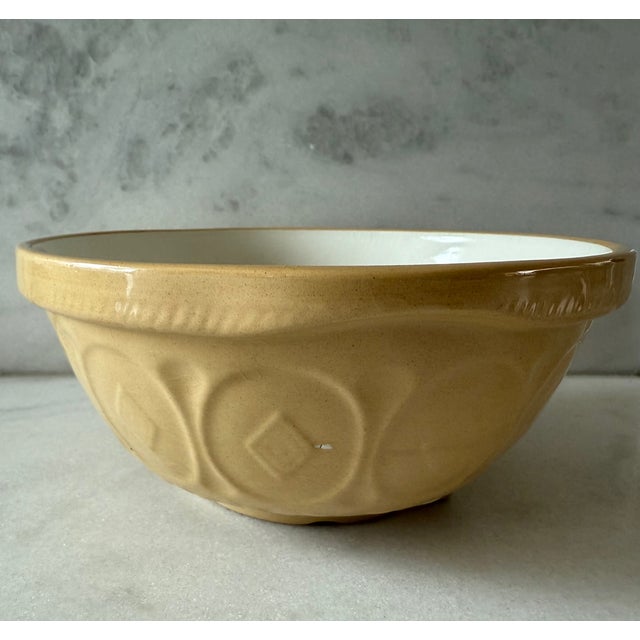 T. Green English Gripstand Mixing Bowl by t.g. Green For Sale - Image 4 of 13