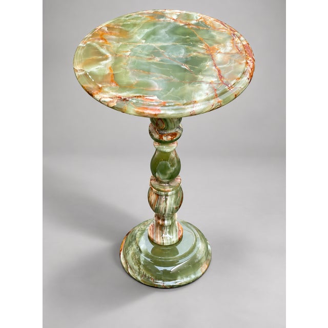 French Handcrafted Green Onyx Pedestal Table – Natural Stone Round Accent & Side Table For Sale - Image 3 of 10
