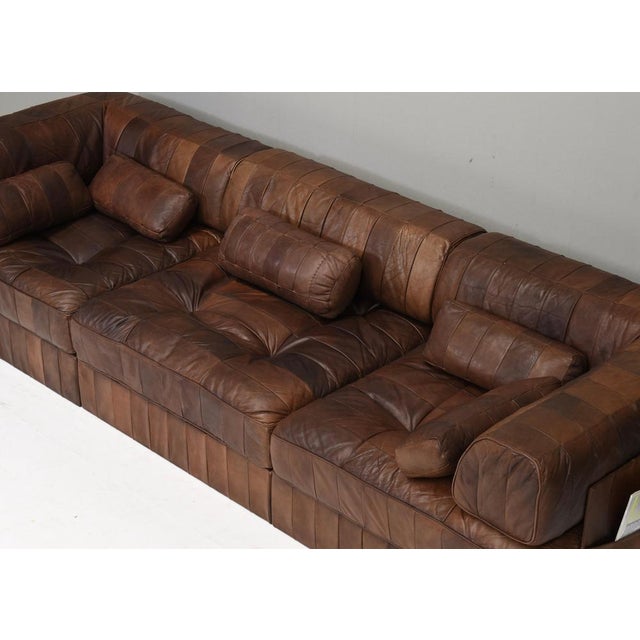DS-88 Sectional Sofa in Cognac Brown Leather from De Sede, Switzerland, 1970s, Set of 19 For Sale - Image 4 of 18