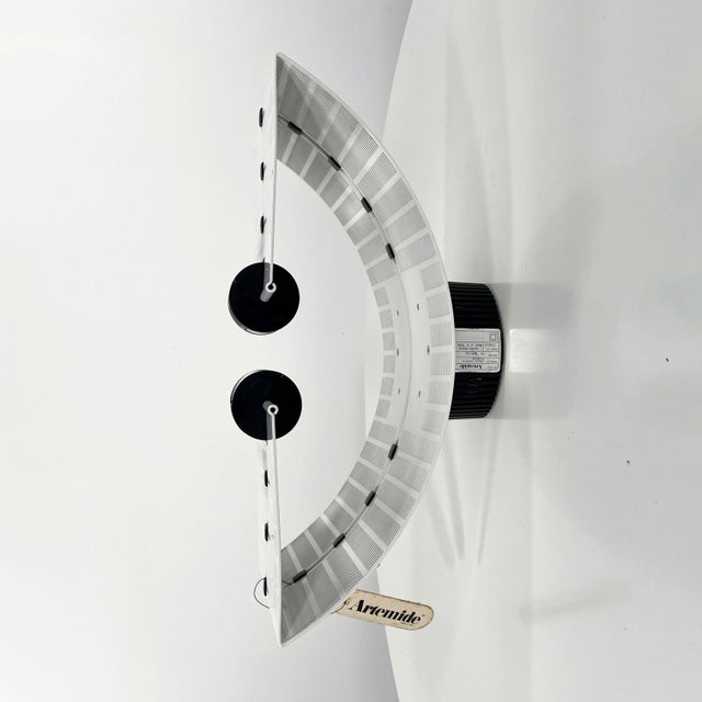 Condition: Good Comments: Light wear consistent with age and use. Original tag. This piece has an attribution mark, I am...