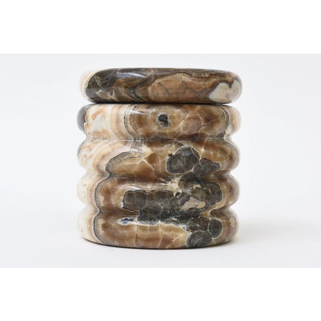This great vintage 1960's Italian alabaster abstract round tiered box is 2 parts. It has swirls of colors of brown, cream,...