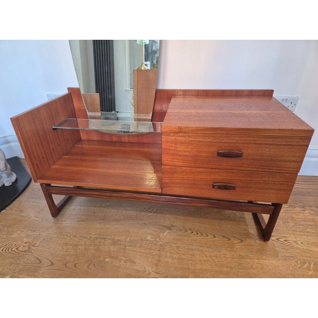 Mid-Century Teak G Plan Quadrille Dressing Table by Roger Bennett for E. Gomme, 1960s For Sale - Image 6 of 12