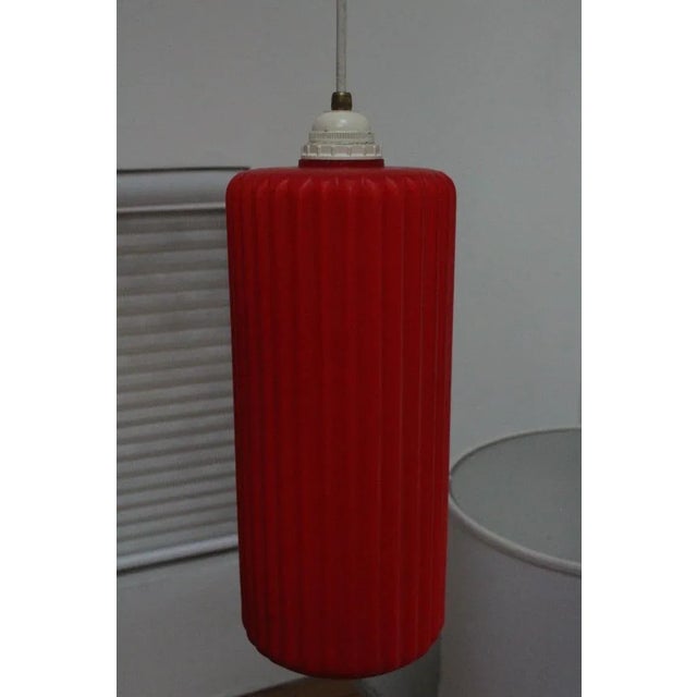 1960's Mid-Century Modern cascade glass and brass Italian pendant attributed to Stilnovo, in vintage condition with minor...