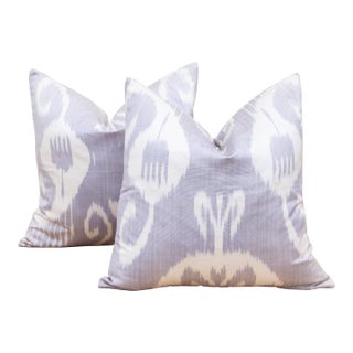 Pair of Lavender & White Ikat Silk Pillows For Sale